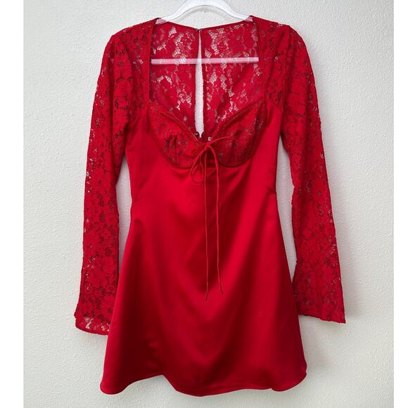 NWT House of CB Jennica Red Lace Sleeve Bustier Satin Mini Dress M - Picture 2 of 15